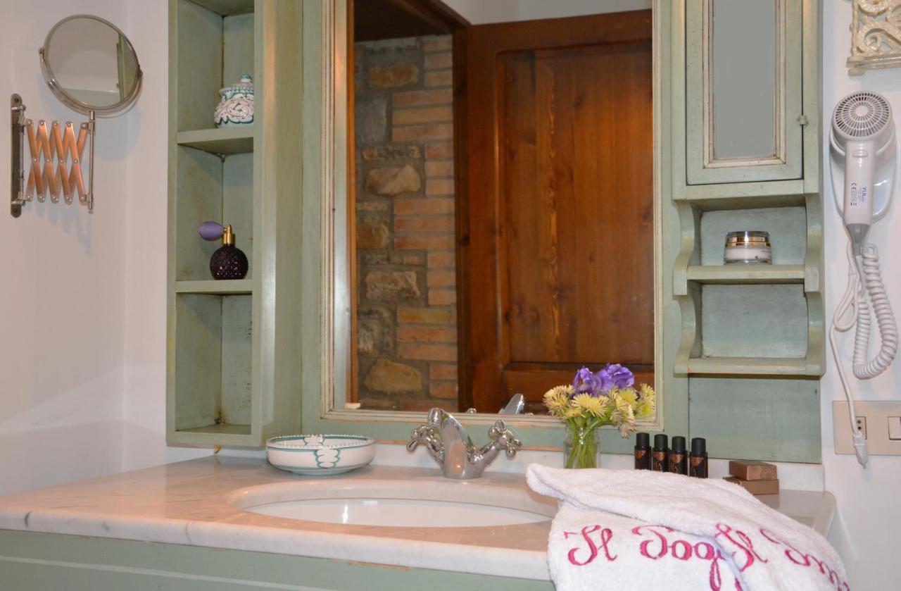 Il Poggiolo Di Parrano Guest House ภายนอก รูปภาพ