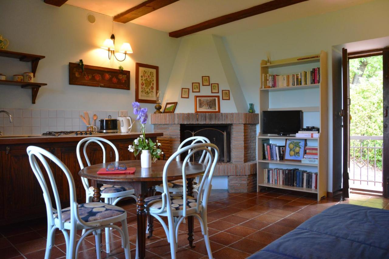 Il Poggiolo Di Parrano Guest House ภายนอก รูปภาพ