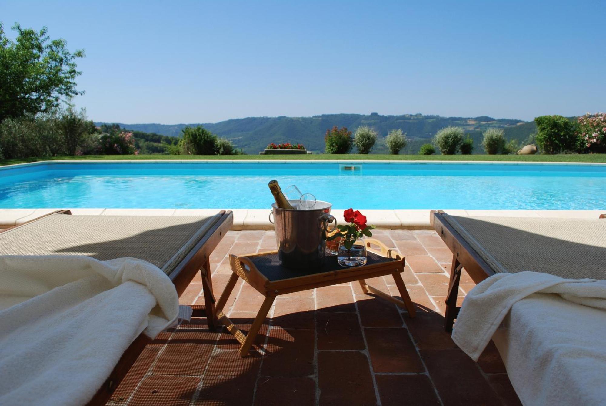 Il Poggiolo Di Parrano Guest House ภายนอก รูปภาพ