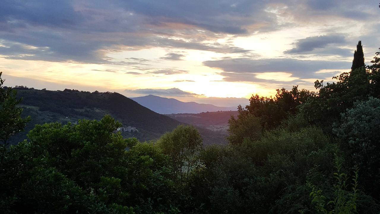 Il Poggiolo Di Parrano Guest House ภายนอก รูปภาพ