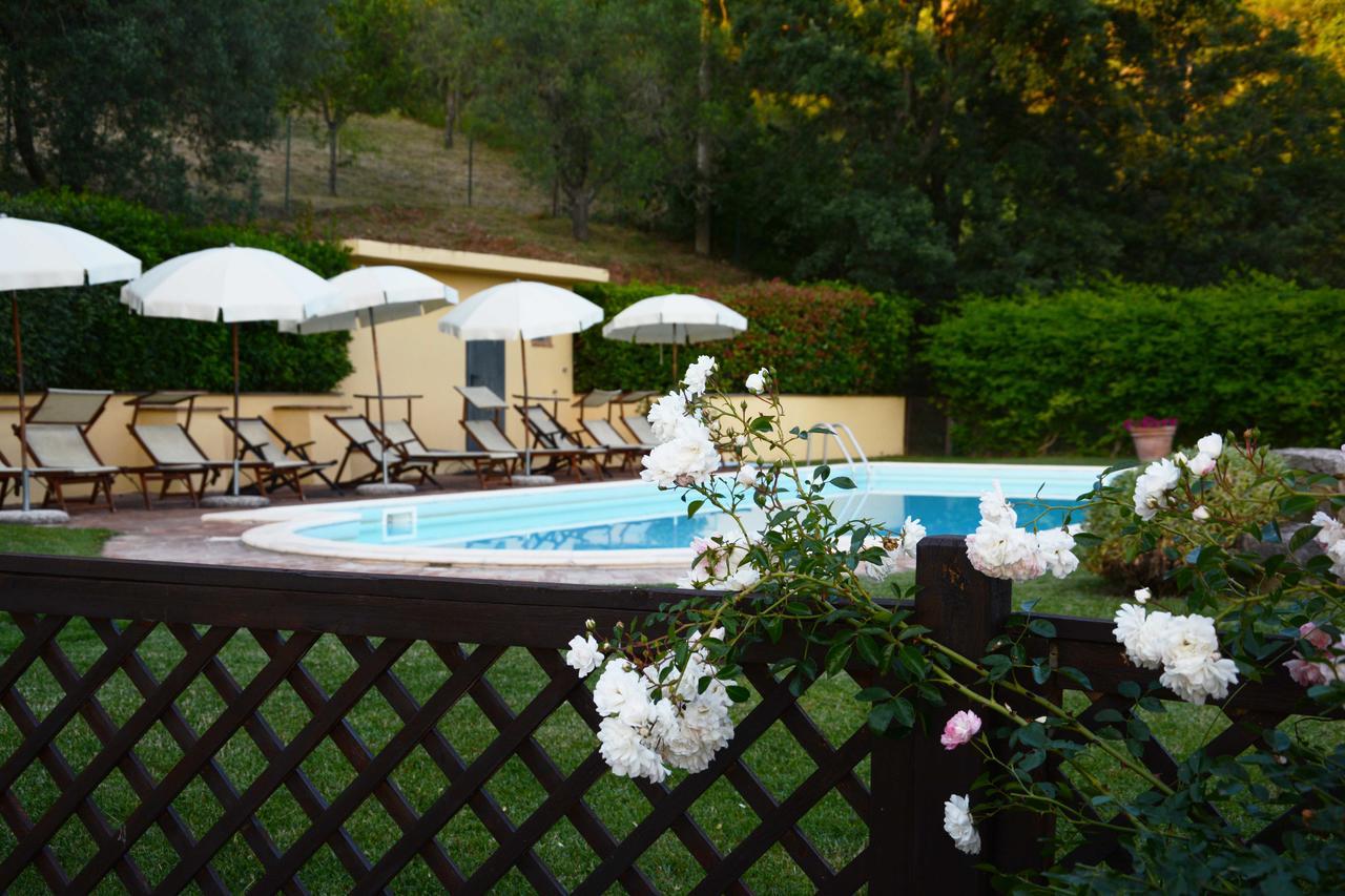 Il Poggiolo Di Parrano Guest House ภายนอก รูปภาพ